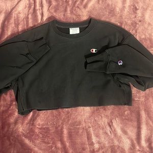 selling the cropped hoodie!